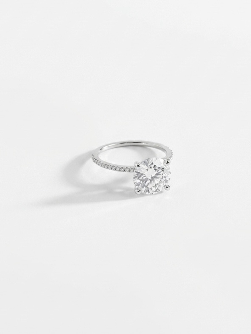 Classic Solitaire Round-Cut Zirconia Engagement Ring Silver plated